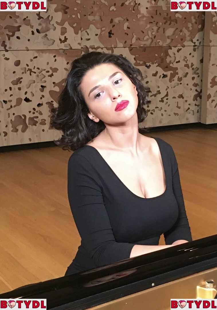 Khatia Buniatishvili Onlyfans Photo Gallery 