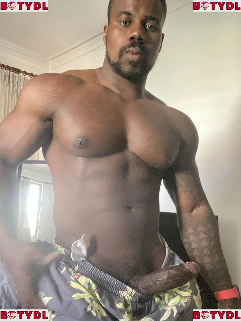 purechocolate Onlyfans Photo Gallery 