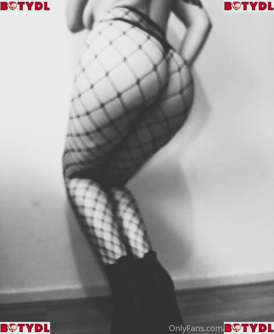 softnspooky Onlyfans Photo Gallery 