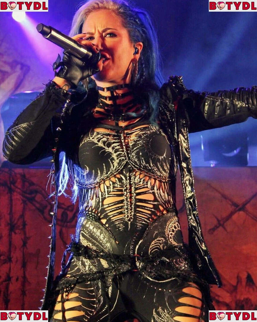 WomenMetal Onlyfans Photo Gallery 