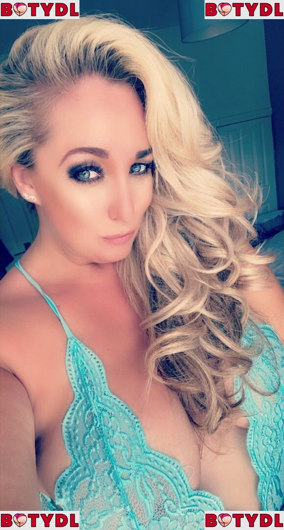 kellie_obrian Onlyfans Photo Gallery 