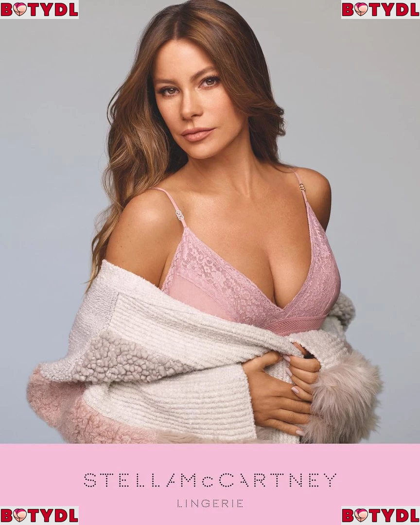 Sofia Vergara Onlyfans Photo Gallery 