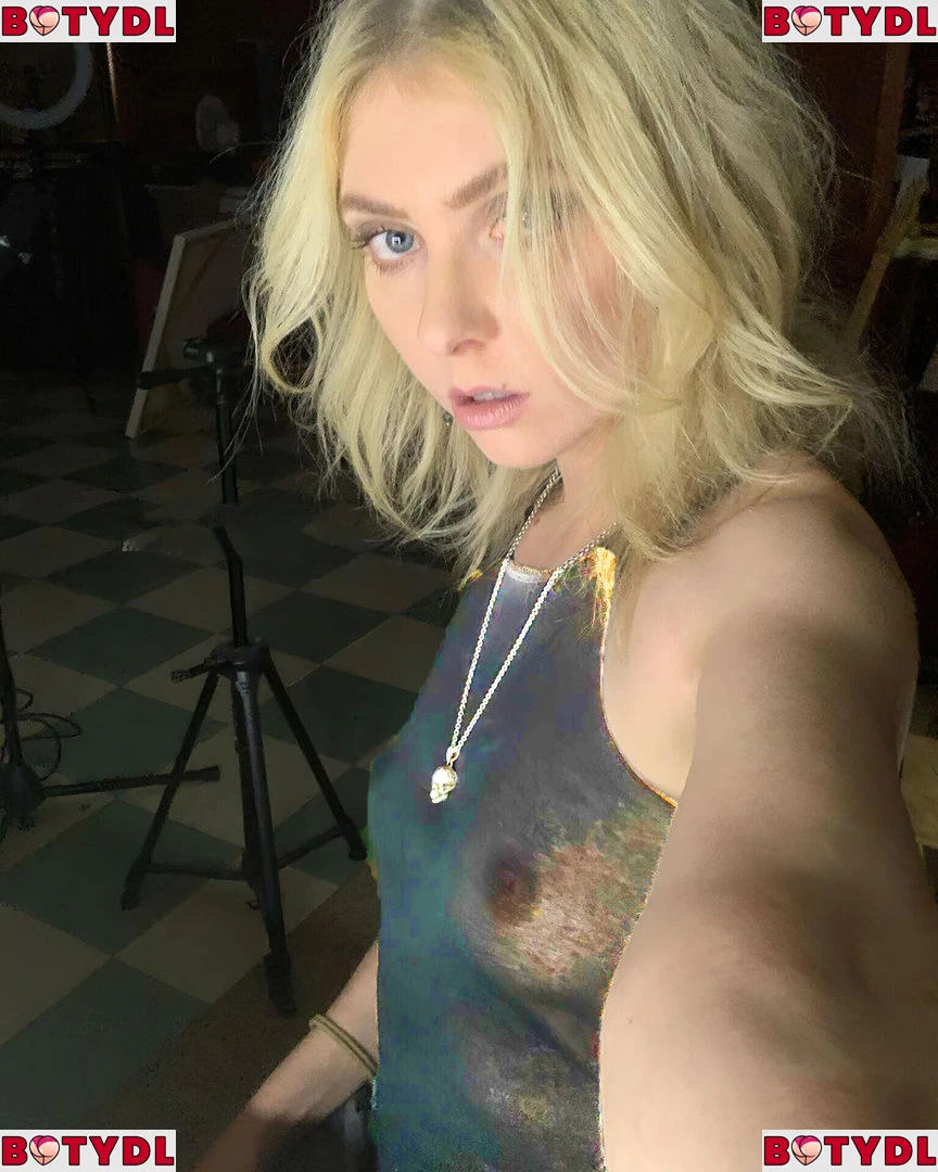 Taylor Momsen Onlyfans Photo Gallery 