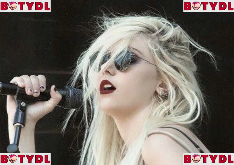 Taylor Momsen Onlyfans Photo Gallery 