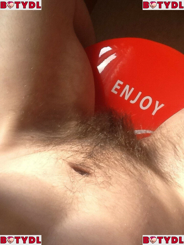 EroicaForest Onlyfans Photo Gallery 