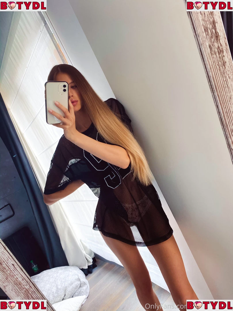 linadiaa Onlyfans Photo Gallery 