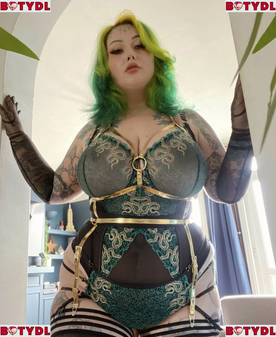 GaldaLou Onlyfans Photo Gallery 