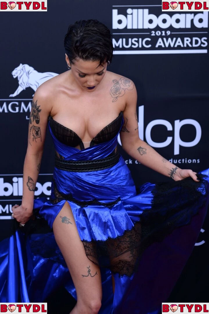 Halsey Onlyfans Photo Gallery 