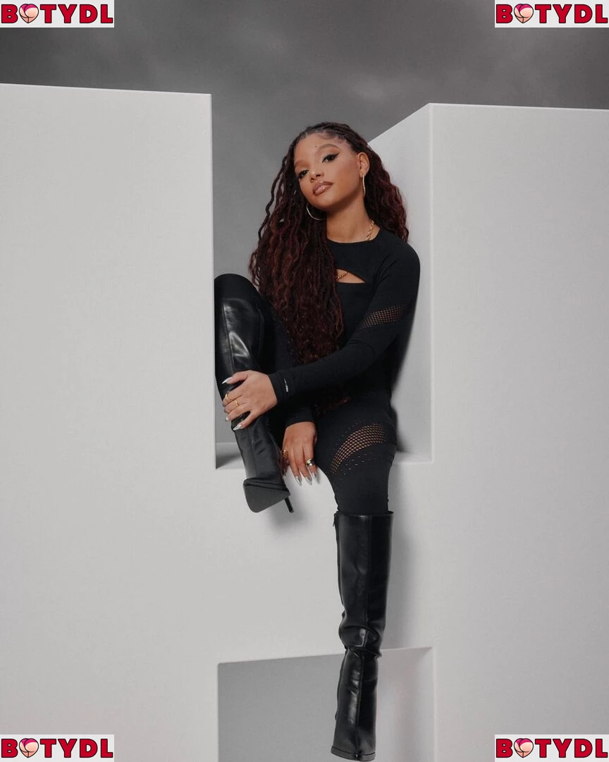 Halle Bailey Onlyfans Photo Gallery 