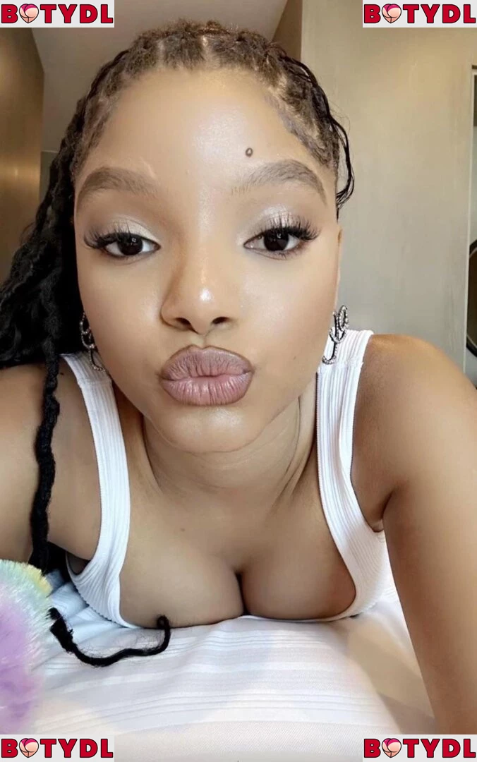 Halle Bailey Onlyfans Photo Gallery 