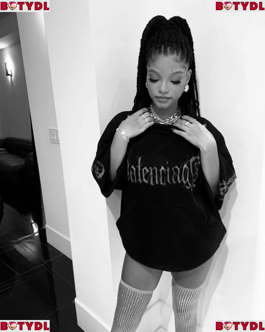 Halle Bailey Onlyfans Photo Gallery 