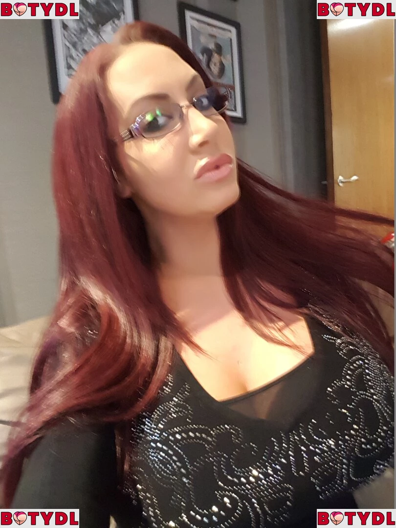 sexyemmabutt Onlyfans Photo Gallery 