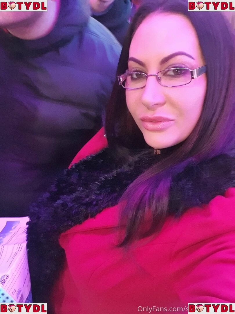 sexyemmabutt Onlyfans Photo Gallery 