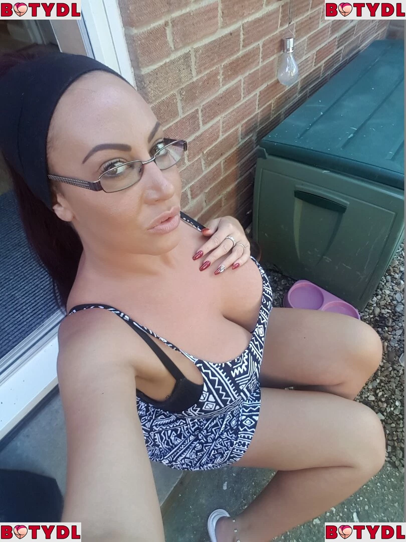 sexyemmabutt Onlyfans Photo Gallery 