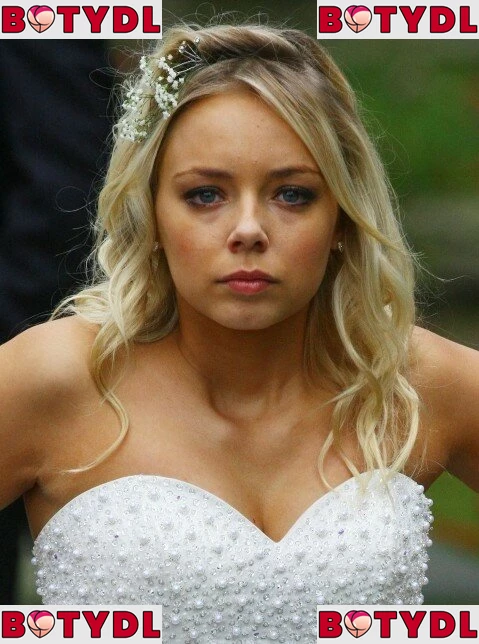 Sacha Parkinson Onlyfans Photo Gallery 