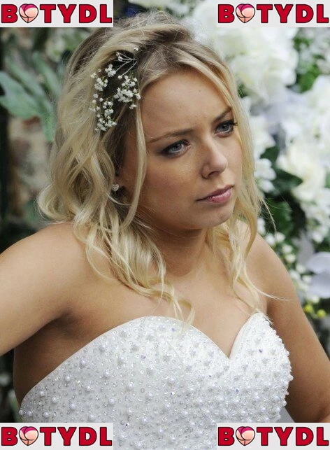 Sacha Parkinson Onlyfans Photo Gallery 