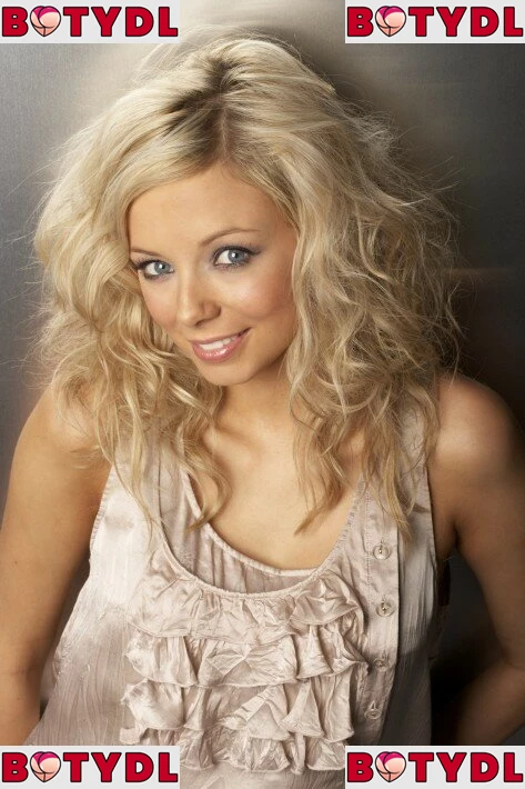 Sacha Parkinson Onlyfans Photo Gallery 