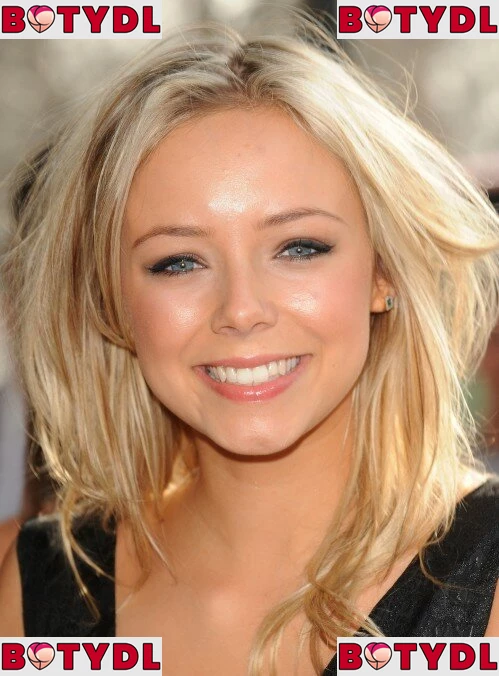 Sacha Parkinson Onlyfans Photo Gallery 