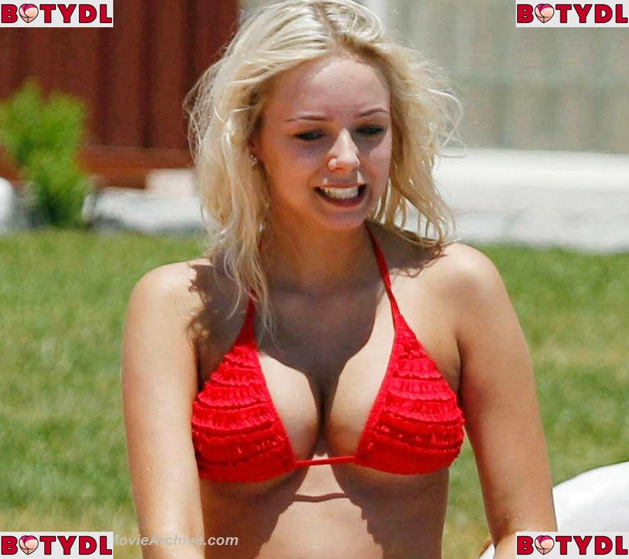 Sacha Parkinson Onlyfans Photo Gallery 