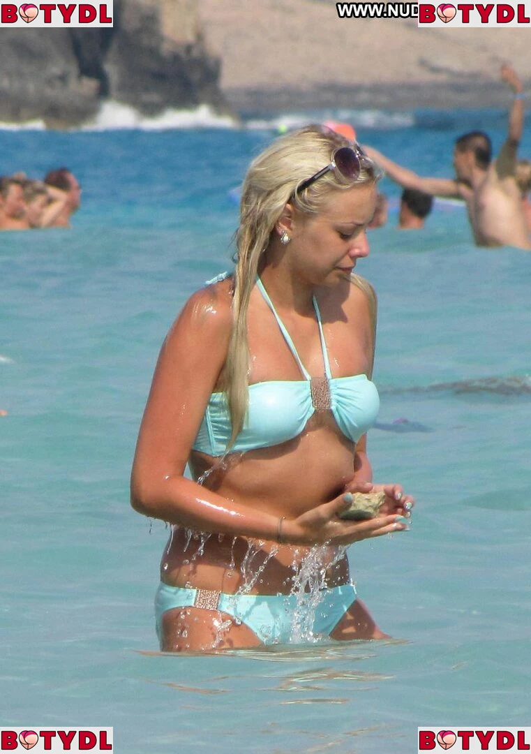 Sacha Parkinson Onlyfans Photo Gallery 