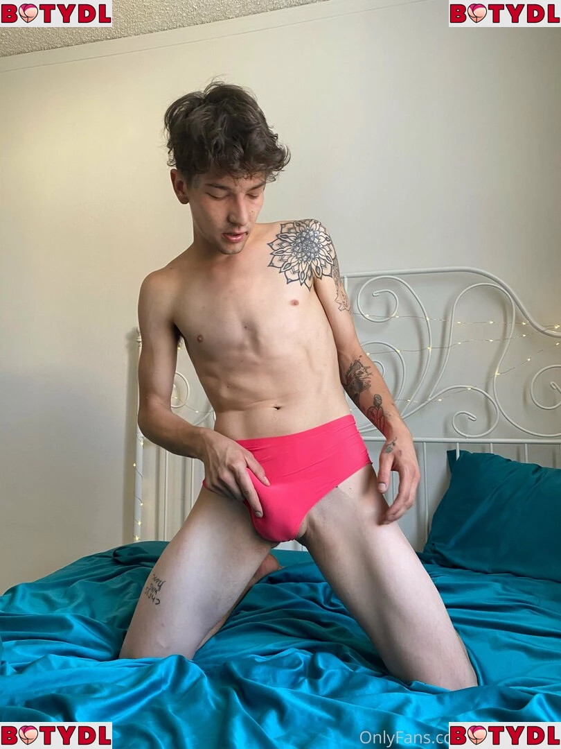 chrisoflyng Onlyfans Photo Gallery 