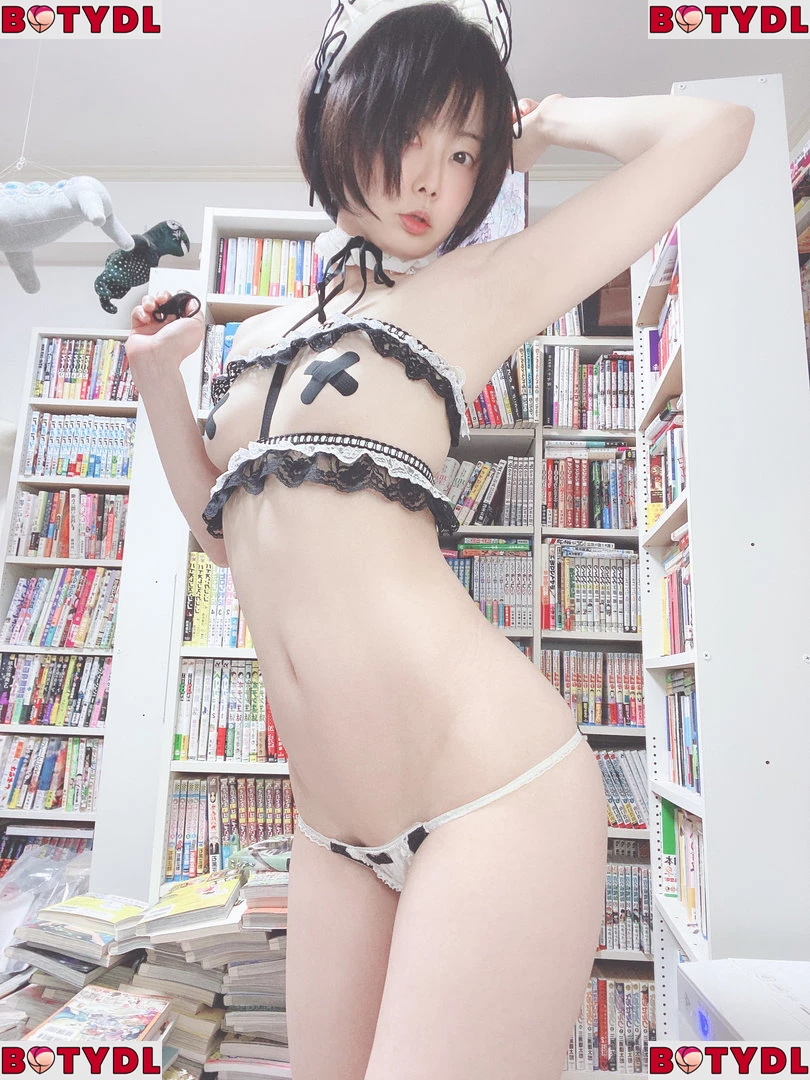 Iiniku Ushijima Onlyfans Photo Gallery 