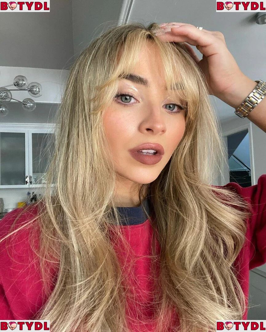 Sabrina Carpenter Onlyfans Photo Gallery 