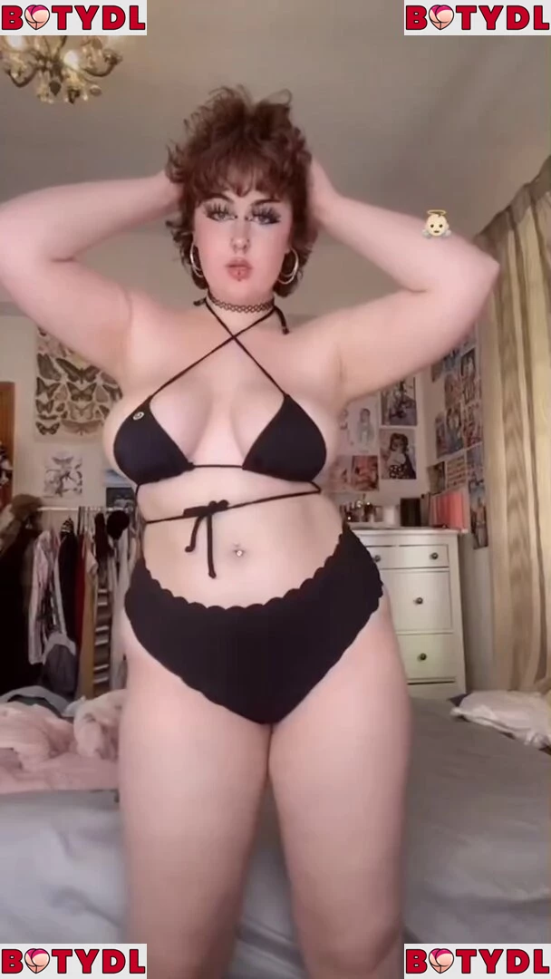 milabloomoo Onlyfans Photo Gallery 