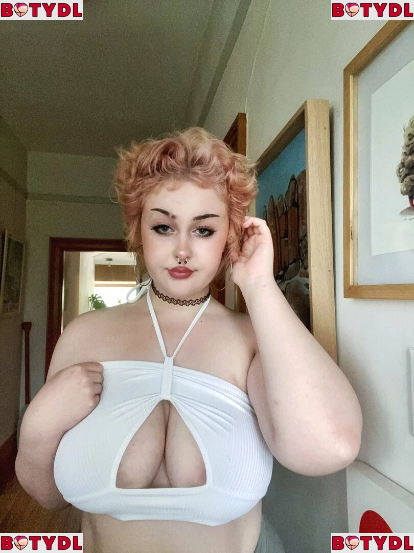 milabloomoo Onlyfans Photo Gallery 