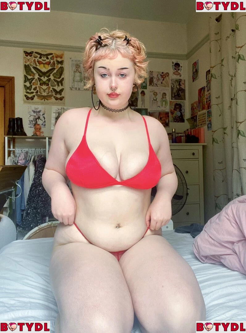 milabloomoo Onlyfans Photo Gallery 