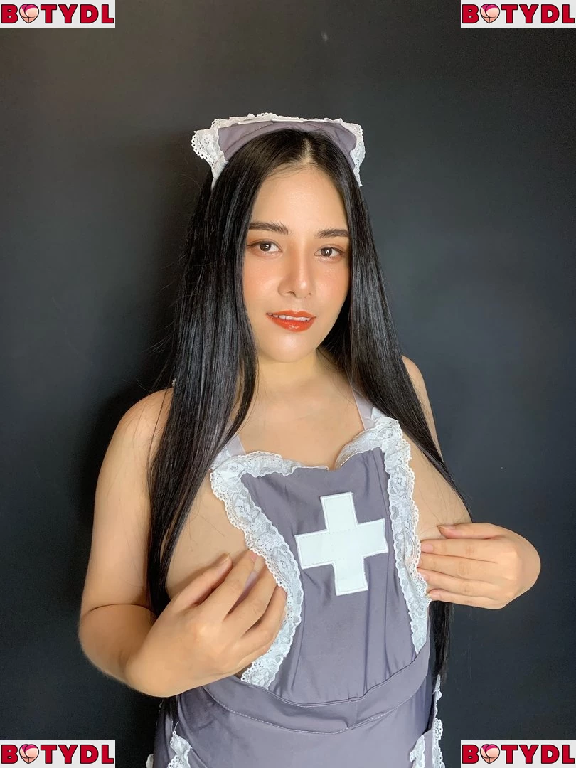 ASMR Wan Onlyfans Photo Gallery 