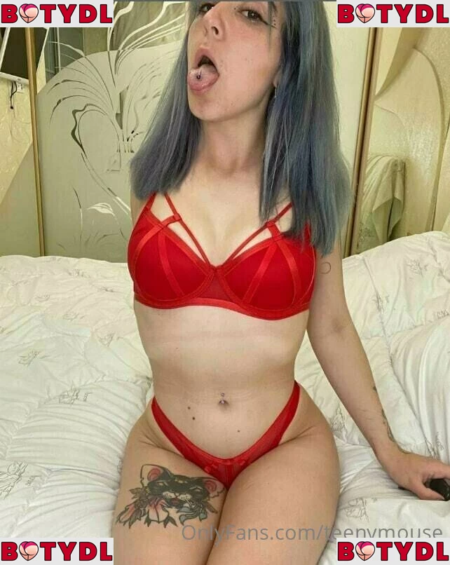 TeenyMouse Onlyfans Photo Gallery 