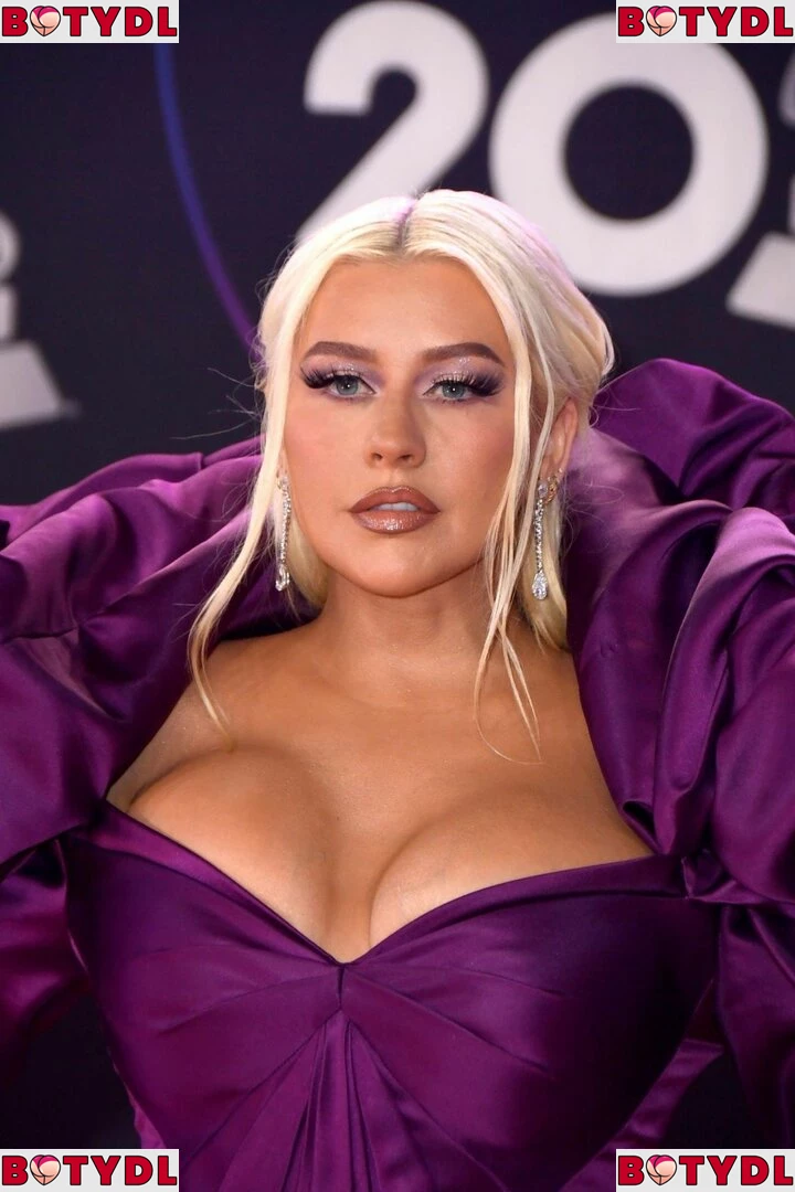 Christina Aguilera Onlyfans Photo Gallery 