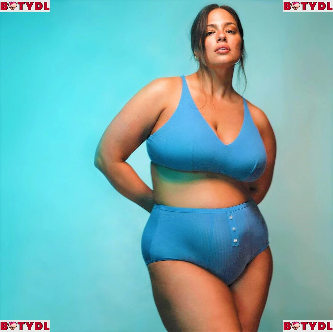 Ashley Graham Onlyfans Photo Gallery 