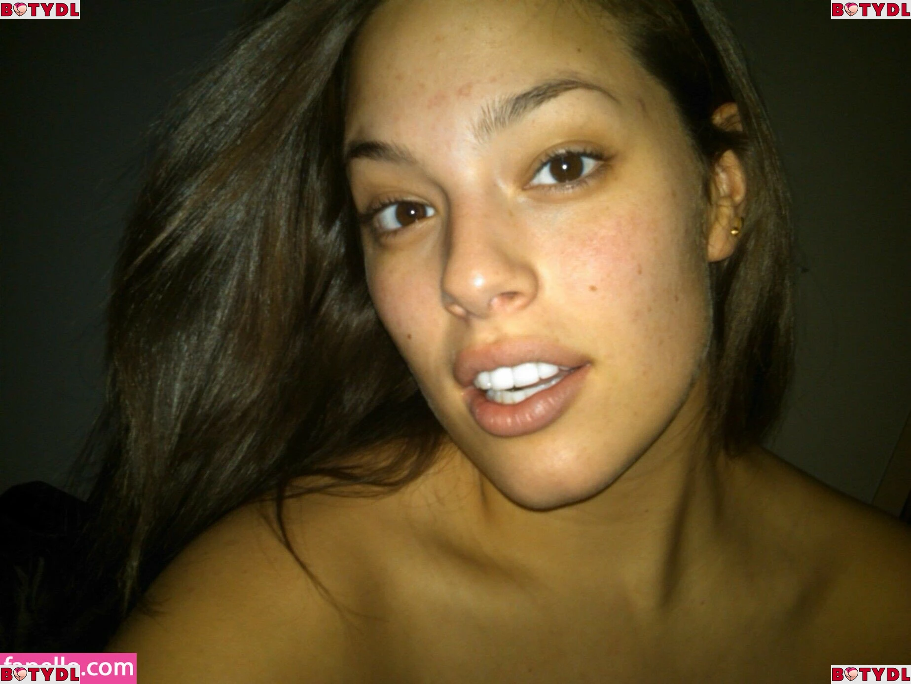 Ashley Graham Onlyfans Photo Gallery 