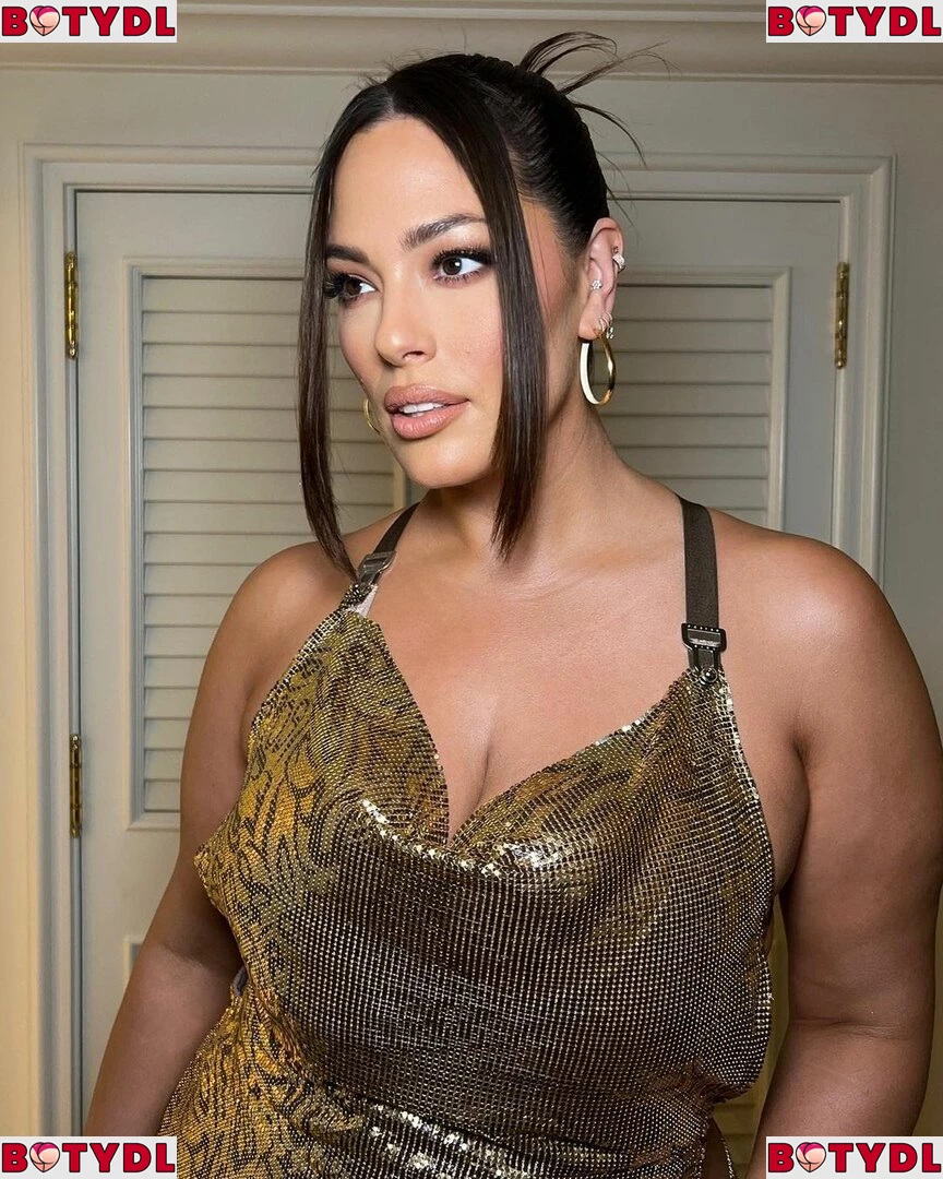 Ashley Graham Onlyfans Photo Gallery 