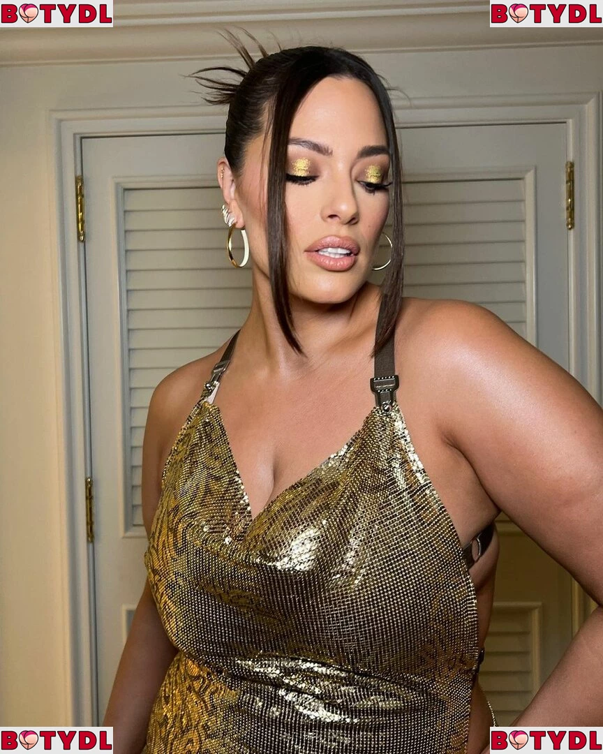 Ashley Graham Onlyfans Photo Gallery 