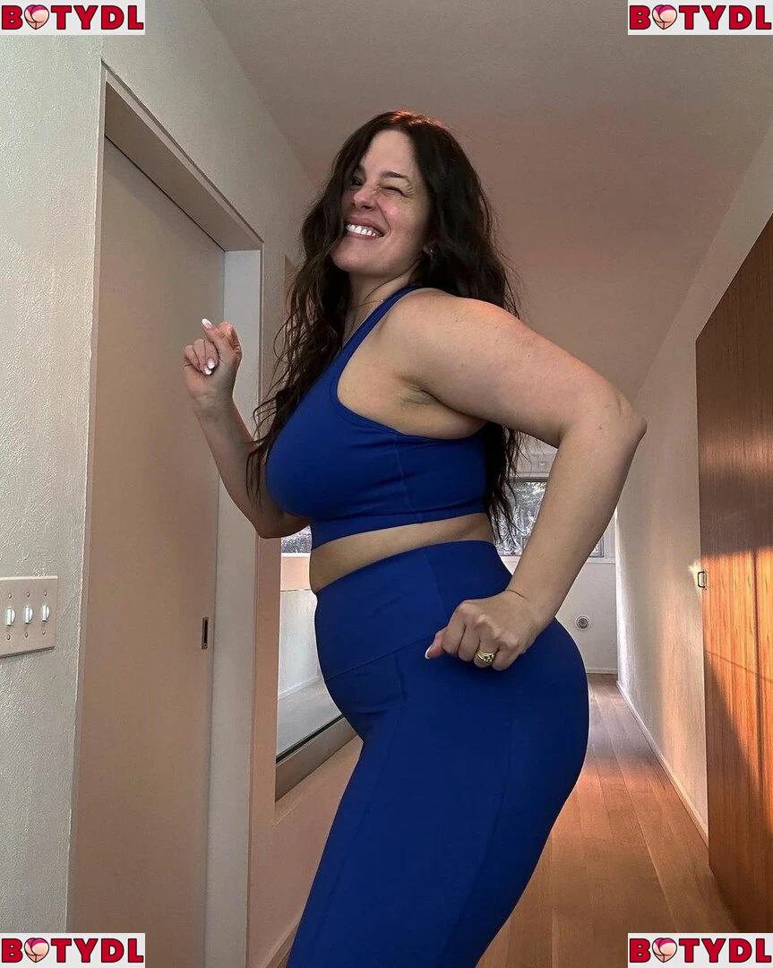 Ashley Graham Onlyfans Photo Gallery 