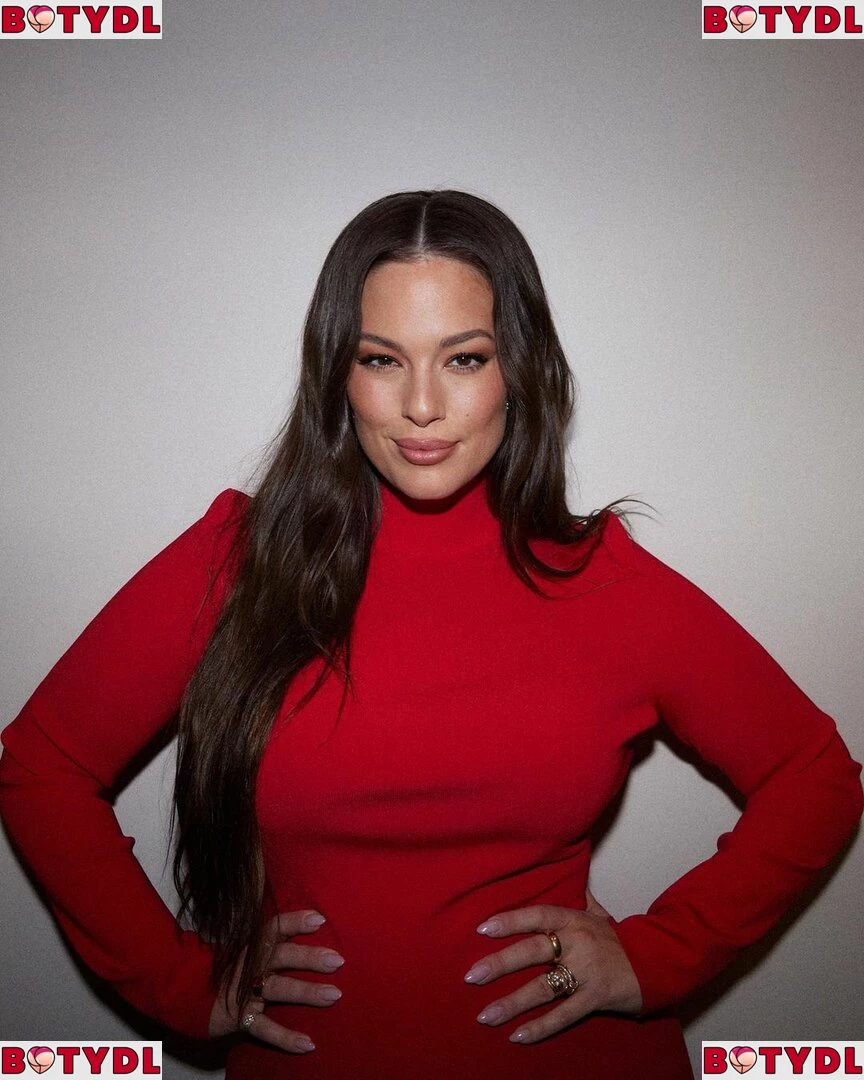 Ashley Graham Onlyfans Photo Gallery 