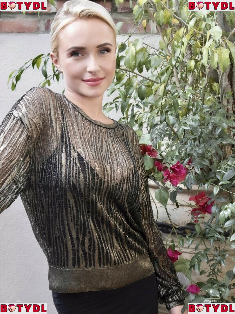 Hayden Panettiere Onlyfans Photo Gallery 