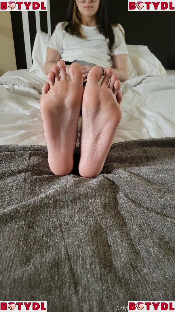 YamSoles Onlyfans Photo Gallery 