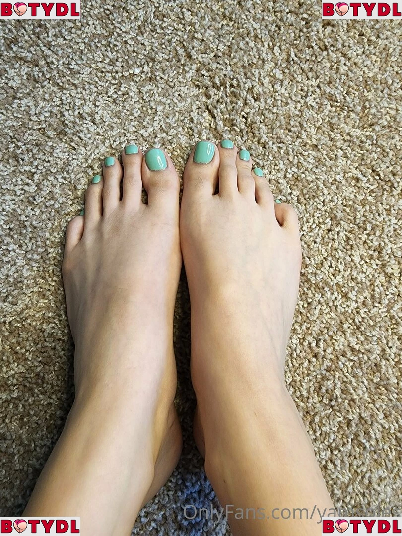 YamSoles Onlyfans Photo Gallery 