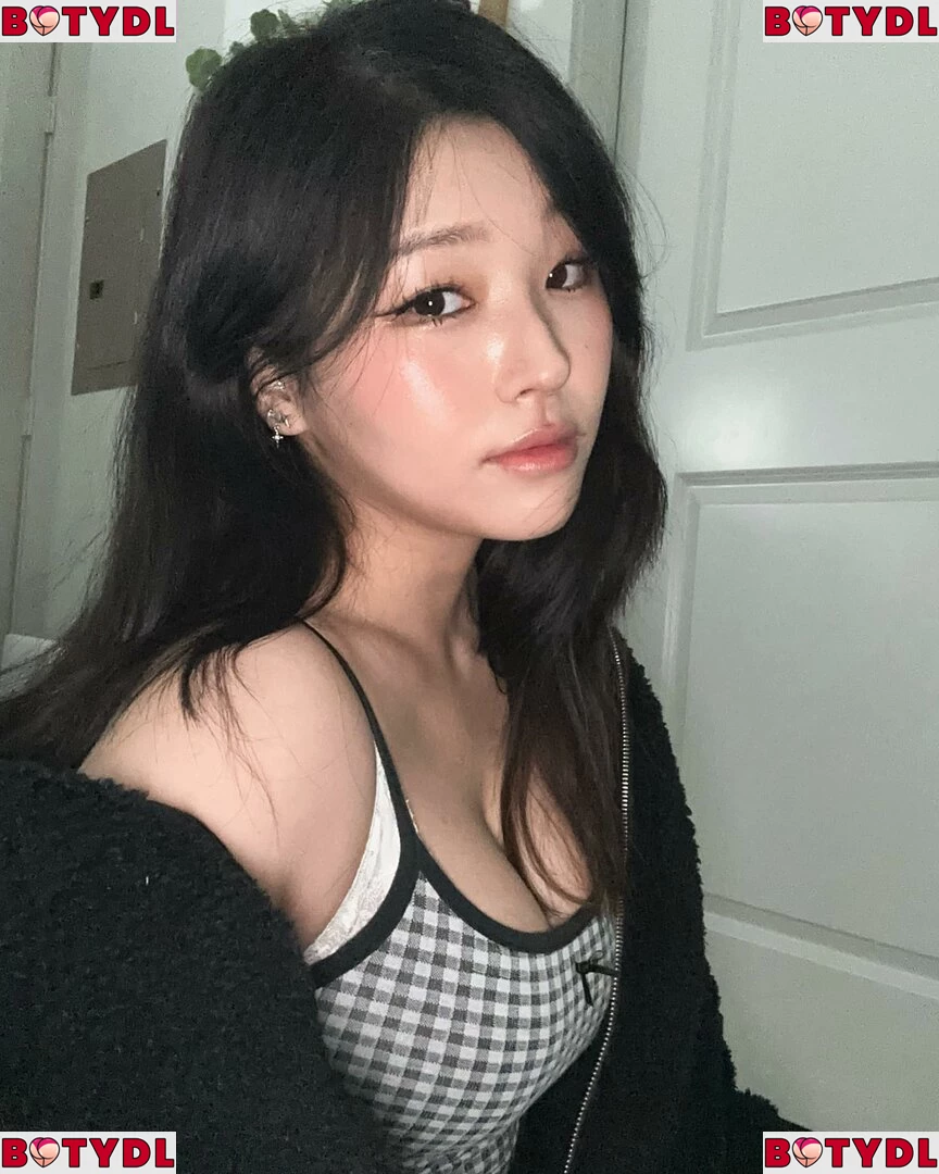 Hyoon Onlyfans Photo Gallery 