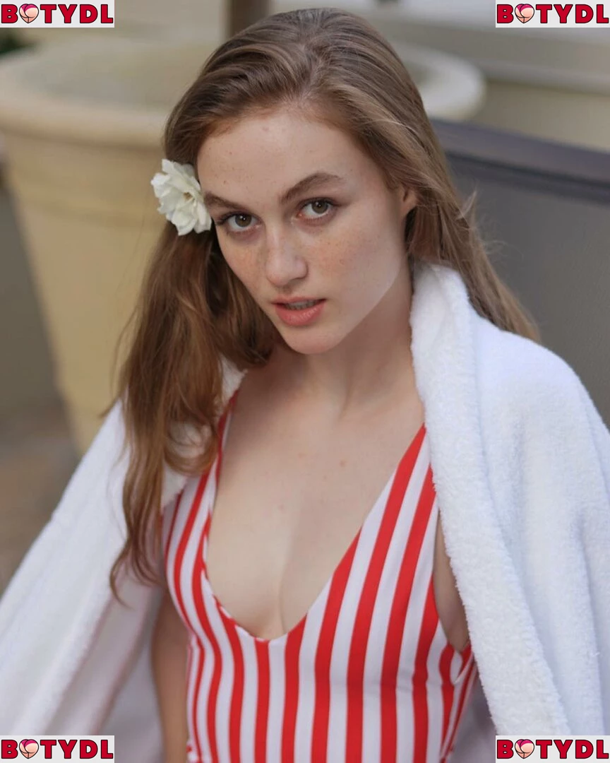 Madison Lintz Onlyfans Photo Gallery 