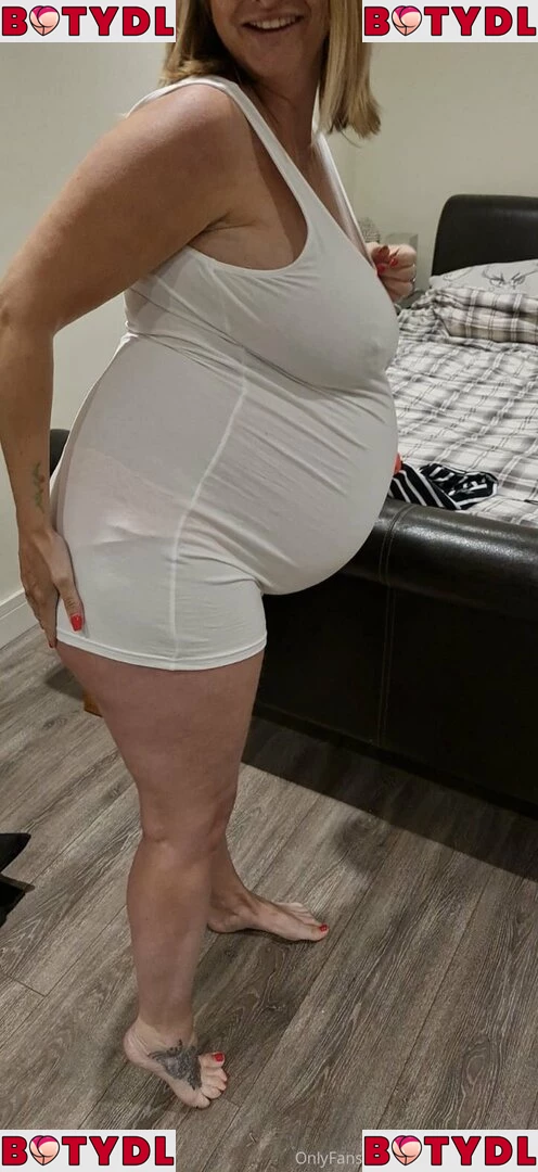 prettypregnant35 Onlyfans Photo Gallery 