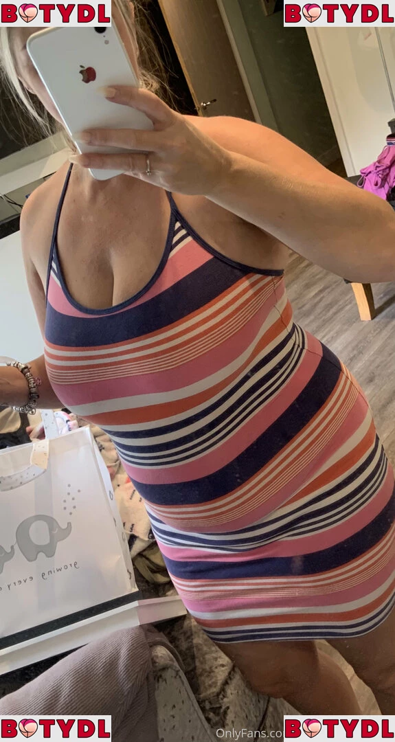 prettypregnant35 Onlyfans Photo Gallery 