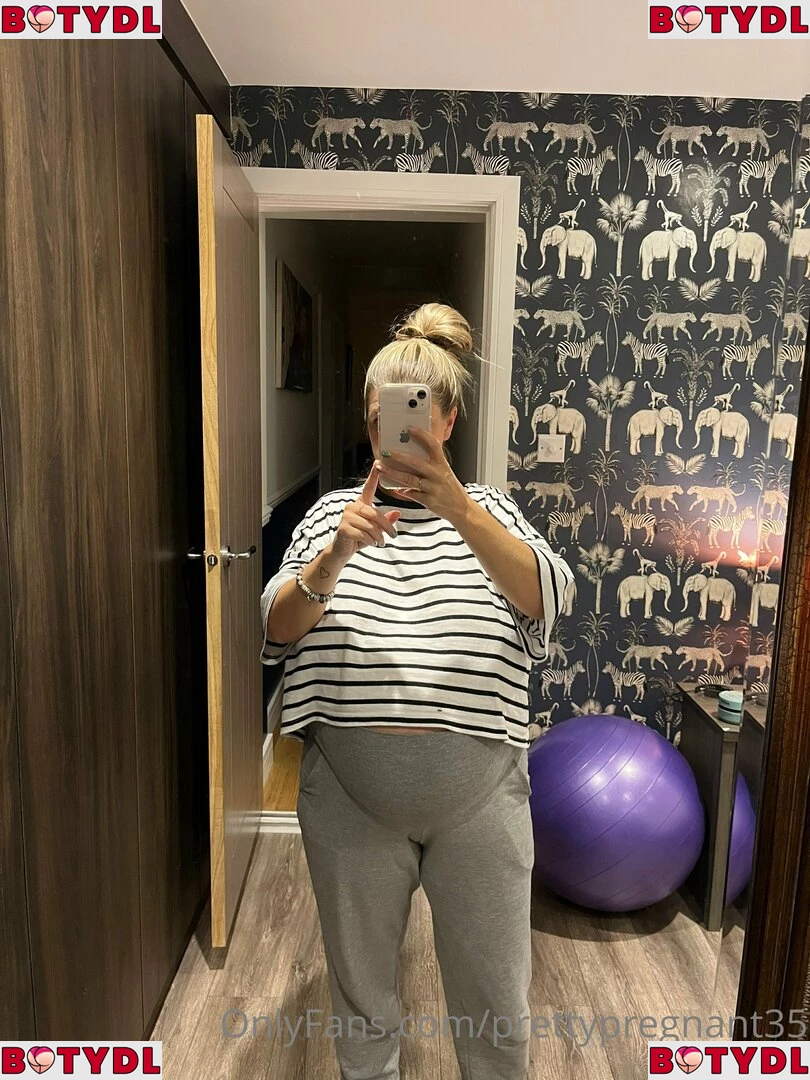 prettypregnant35 Onlyfans Photo Gallery 