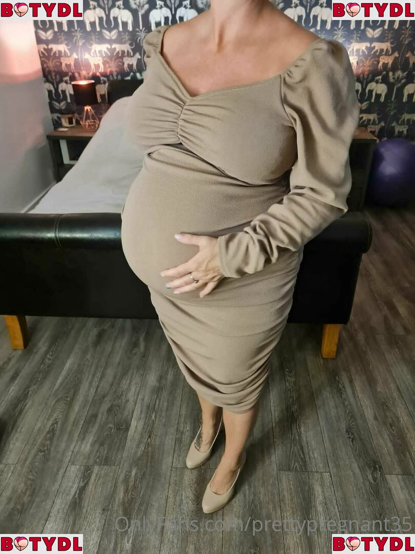 prettypregnant35 Onlyfans Photo Gallery 