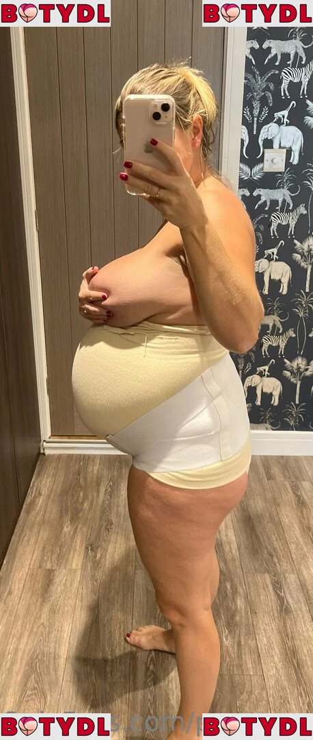 prettypregnant35 Onlyfans Photo Gallery 