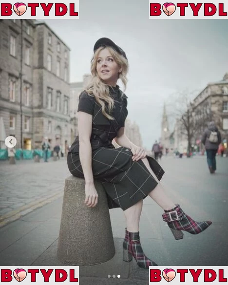 Lindsey Stirling Onlyfans Photo Gallery 